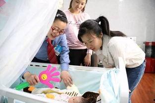 新妈妈好看站在线观看,在线观看，解锁育儿新视角